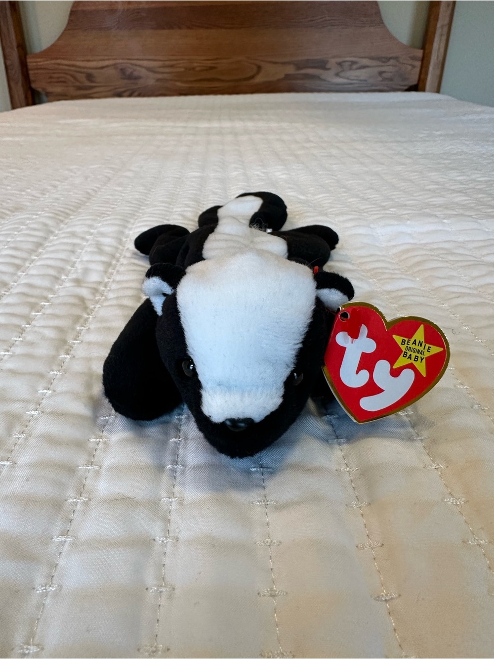 Stinky the Skunk Beanie Baby 4017